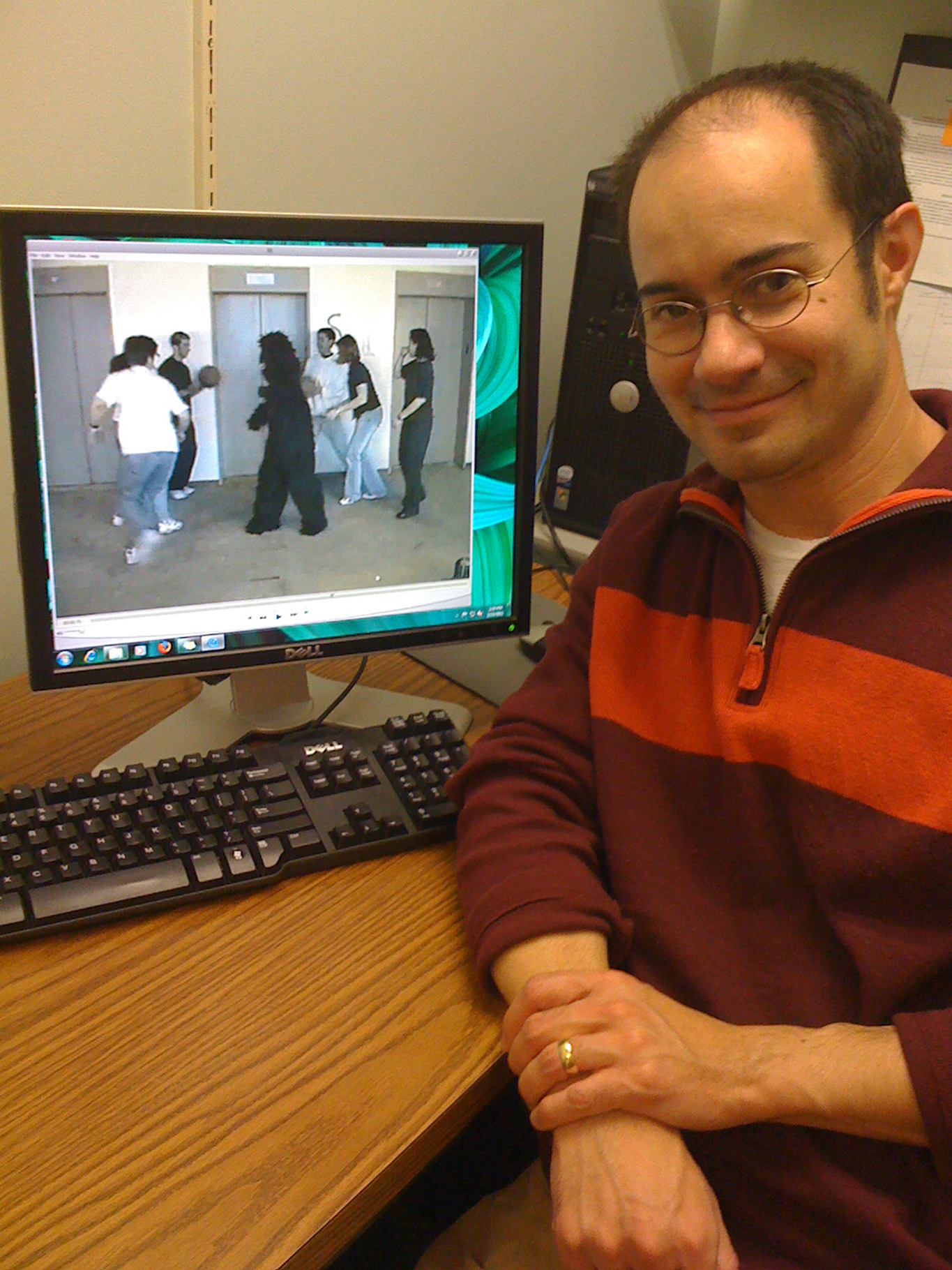 University of Utah psychologist Jason Watson displays a famous video showing people passing a basketball while a person in a gorilla suit walks across the screen. When unsuspecting viewers were asked to count how many times the basketball is passed, more than 40 percent failed to see the person in the gorilla suit. Watson and his colleagues conducted new research expanding on earlier work by psychologists Christopher Chabris and Daniel Simons -- authors of the 2010 book "The Invisible Gorilla" -- and showing that a better "working memory capacity" explains why 58 percent of people to see the gorilla even if they are focusing on counting basketball passes.