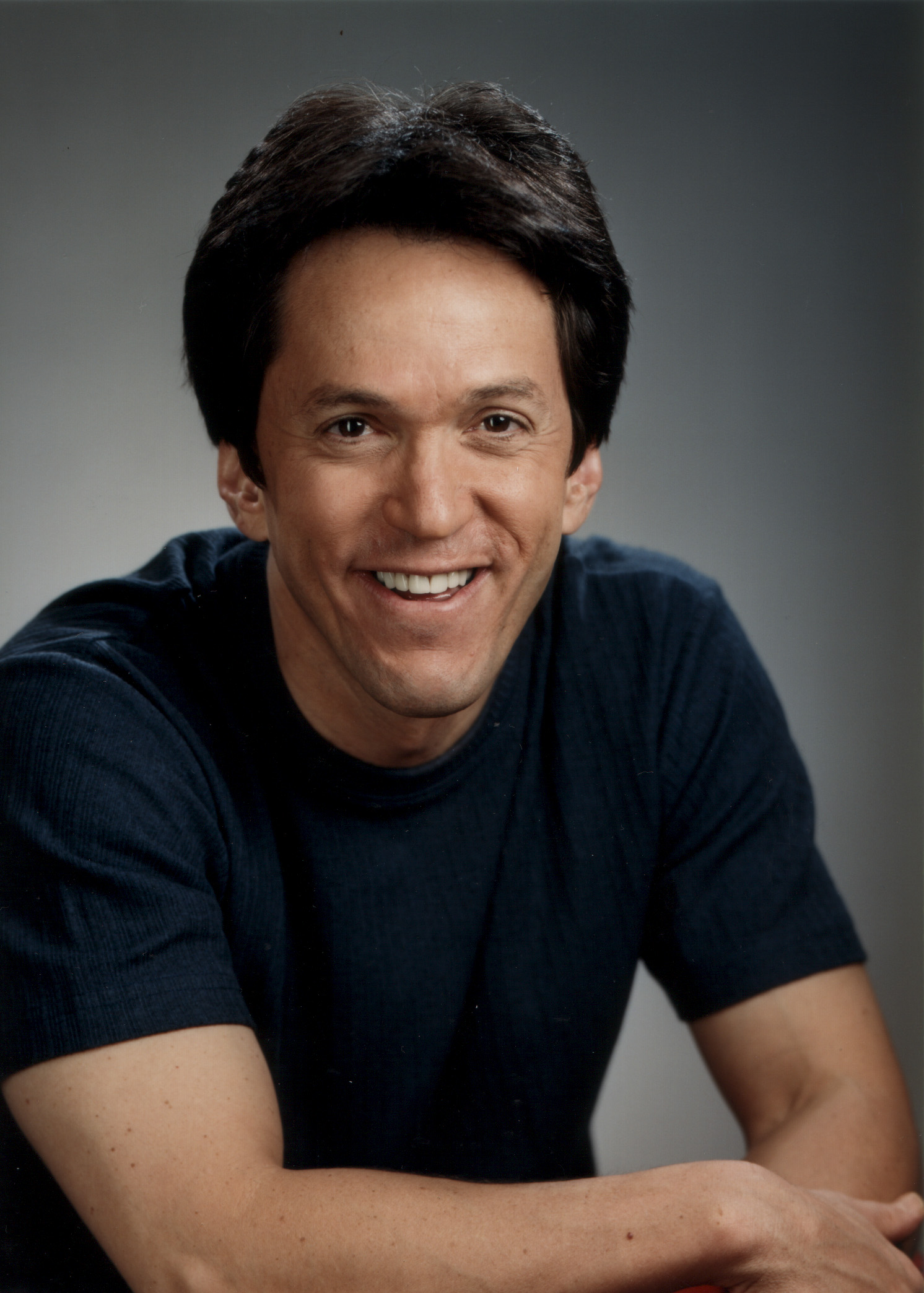 Mitch Albom, celebrated author of Tuesdays with Morrie and The Five People You Meet in Heaven, will deliver the university's general commencement address on Friday, May 6, 2011.